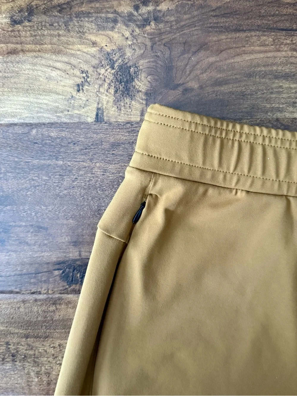 Public Rec Workday Jogger Men’s 34x34 Khaki/Tan NWOT